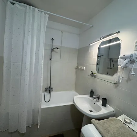Apartman Omiska *