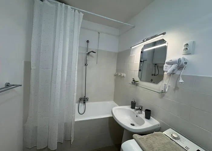 Apartment Omiska *